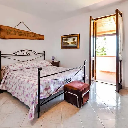 Villa Roncato Sleeps 4 Air Con Wifi Marciano
